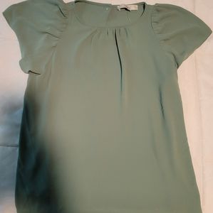 Nwt Loft Flutter Sleeve Top